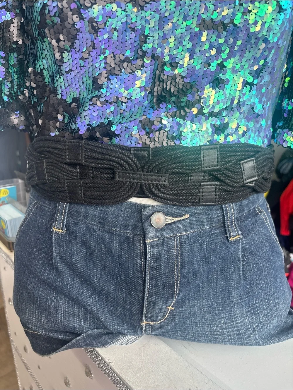Vintage Women’s Black Braided Waist Belt – Classic Textured Styling